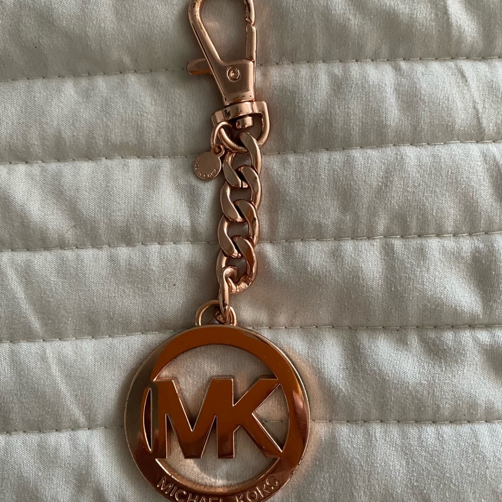 Brand new Michael Kors NWT Rose Gold Key Chain Charm